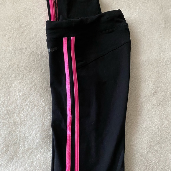 2 Bebe/ PH8 and Bebe sport workout pants. 2 items - Picture 11 of 13